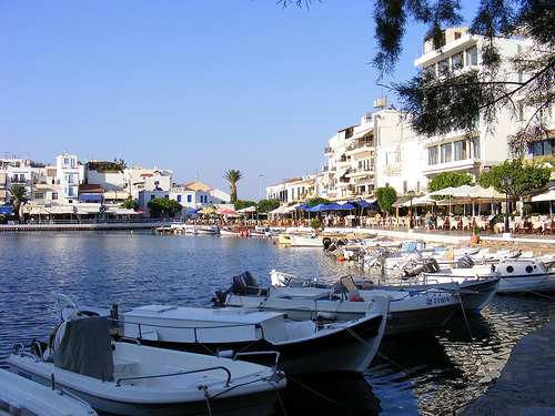 Agios Nikolaos Kreeta Kreikka source:http://www.flickr.com/photos/12746498@N04/4872931170/